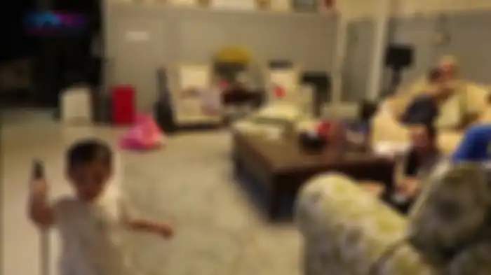 Ruang tamu di rumah Rieta Amalia