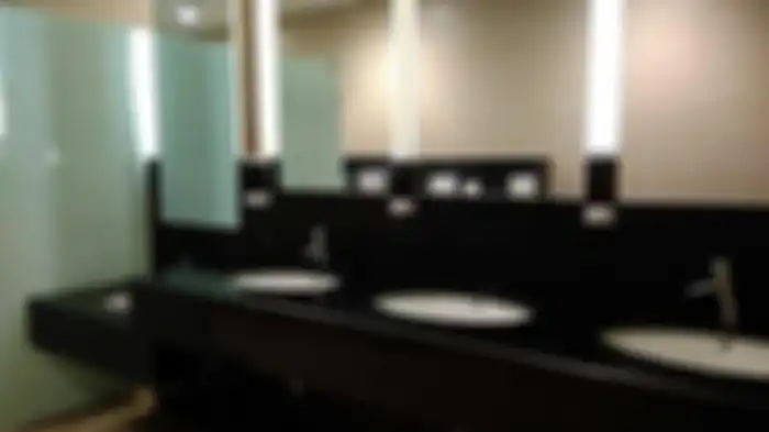 Toilet Bawah Tanah