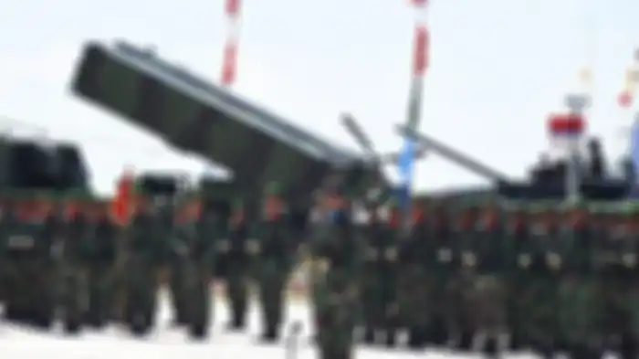 Satuan pemukul TNI dari AD, AL dan AU saat melakukan upacara di Natuna.