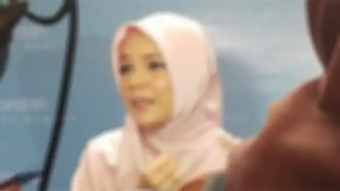 Sebelum Persunting Mutia Ayu, Glenn Fredly Pernah Pose Mesra dengan Syahrini hingga Pacari 3 Artis Cantik Ini