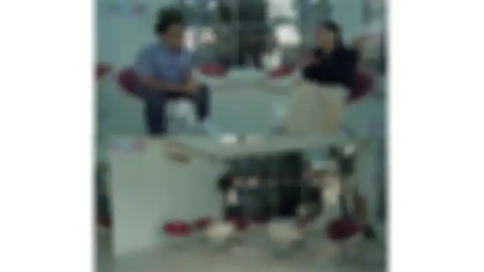 Ruang tunggu kantor management Eko Patrio  
