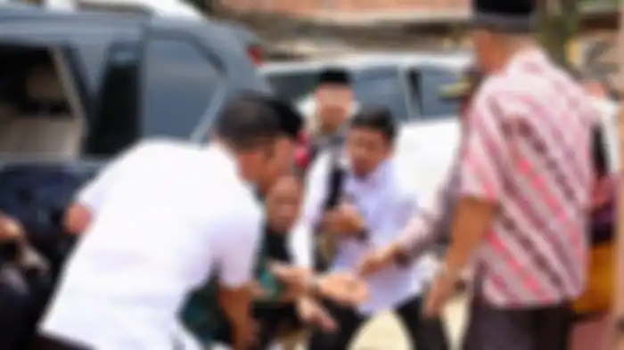 Wiranto ditusuk pria tak dikenal di Pandeglang
