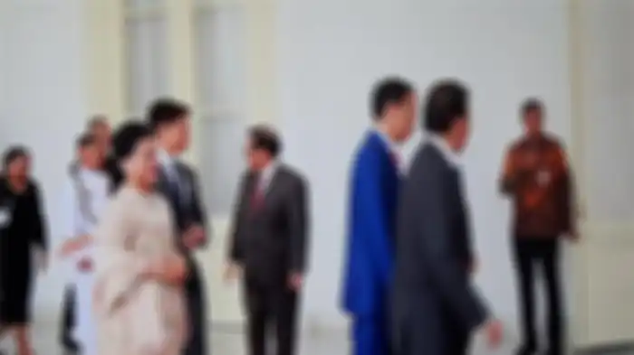 Sultan Brunei YM Sultan Hassanal Bolkiah didampingi sang anak, Pangeran Abdul Mateen memberikan ucapan selamat pada Presiden Jokowi dan Ibu Negara Iriana atas pelantikan sebagai Presiden Terpilih bersama Wapres Maruf Amin, Minggu (20/10/2019). 