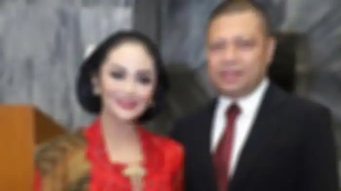 Krisdayanti dan Raul Lemos