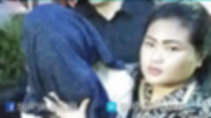 Putri Amelia alias PA, Putri Pariwisata 2016 yang diciduk kasus prostitusi, sempat minta dibuatkan SKCK untuk melamar jadi staf DPR.