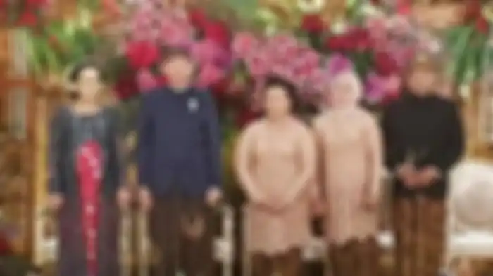 Foto keluarga BTP dan Puput Nastiti Devi.