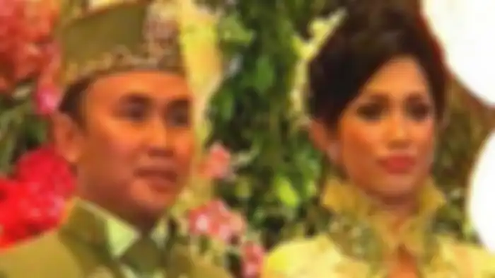 Sugianto Sabran saat menikah dengan Ussy Suliatiawaty
