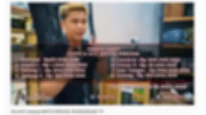 Nikita Mirzani pakai outfit dan perhiasan senilai total Rp 2,4 Miliar.