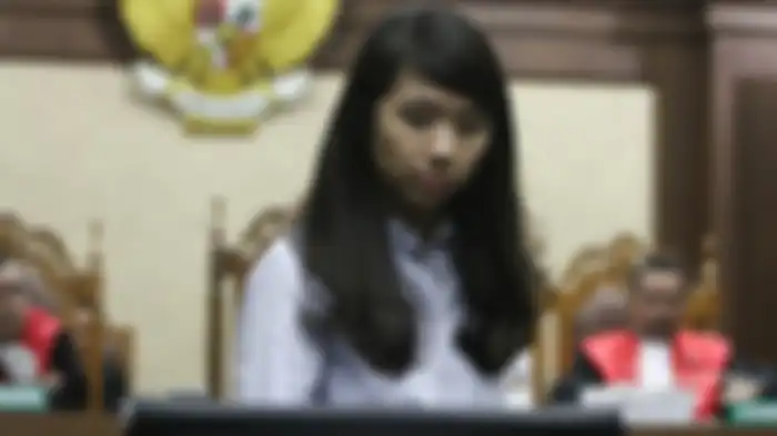 Hani Boon saat menjadi saksi kasus pembunuhan kopi sianida yang menewaskan sahabatnya, Mirna Salihin