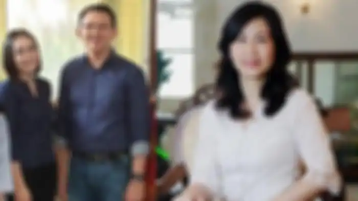 Ahok dan istrinya, Puput Nastiti Devi serta Veronica Tan 