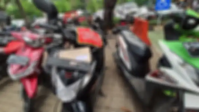 Banyak pemilik motor yang masih menunggak pajak.