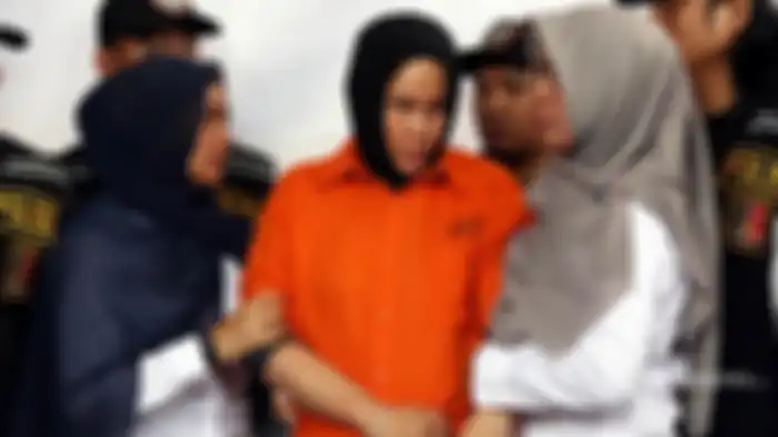 Istri Hakim Jamaluddin, Zuraida Hanum