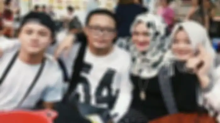 Keluarga Putri Delina