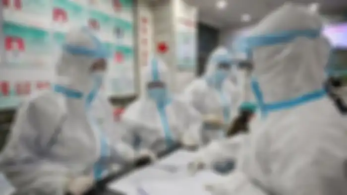 Tim medis di Cina yang menangani kasus virus corona