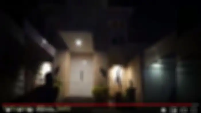 Bagian depan rumah Tengku Firmansyah dan Cindy Fatikasari 