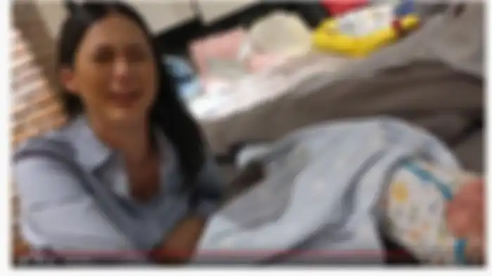 Paula Verhoeven menangis anaknya menjadi korban keisengan Baim Wong