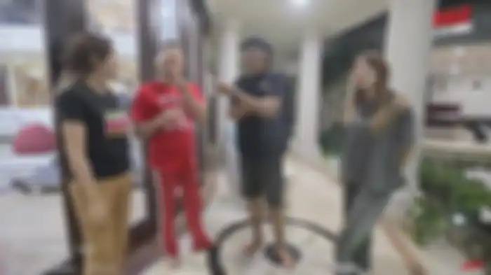 Sule menyebutkan ingin mendapatkan calon istri seperti Ashanty, istri Anang, diunggah Selasa (24/3/2020). (Capture YouTube Sule Channel)