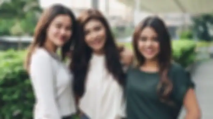 Rica Andriani segeng bareng Aurel Hermansyah dan Allia Massaid