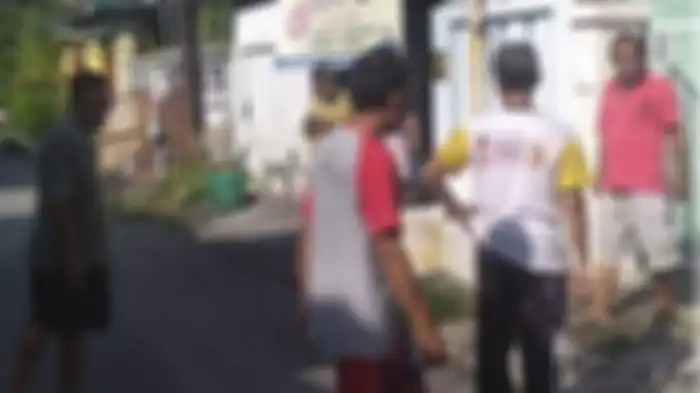 2 mahasiswa aedang bermesraan di kost diamankan warga