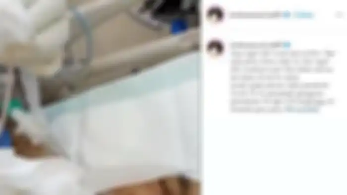 Dalam video itu tampak para dokter tengah meunjukkan lendir penderita Covid-19 dari saluran pernafasannya. 