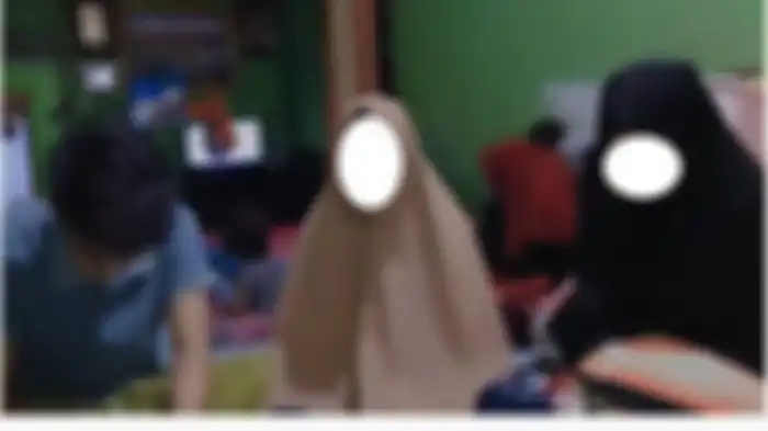 HJ mengunggah permintaan maaf