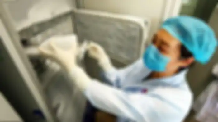 Kulkas penyimpan 1.500 virus termasuk virus corona (SARS/MERS) di Laboratorium Virus Wuhan. 