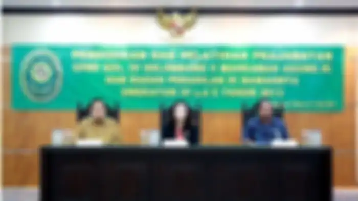Tin Saat Menjadi Kepala Pusat Diklat Manajemen dan Kepemiminan di Tahun 2012