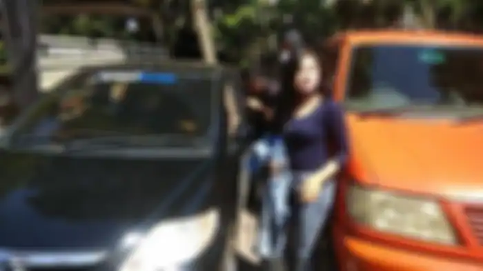 Ferdian Paleka saat meninggalkan Mapolrestabes Bandung