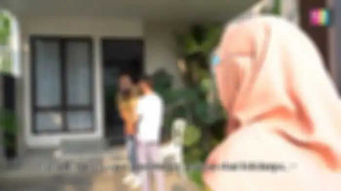 Tampak depan rumah Ayu Ting Ting