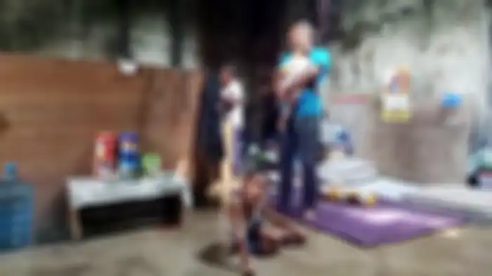 Satu keluarga di Solo huni bangunan angker bekas pabrik es karena tak kuat bayar kontrakan