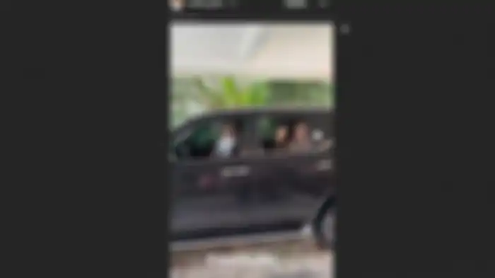 Ibu mertua Zaskia Gotik saat sedang bersama Zaskia sebelum berpisah 