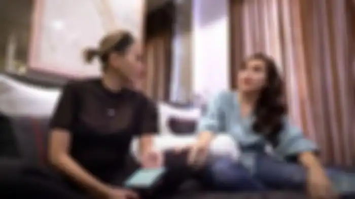 Nikita Mirzani dan Ayu Ting Ting