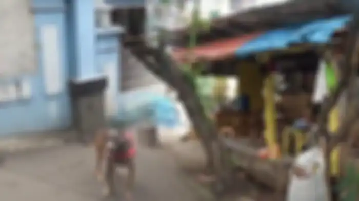 Anjing pelacak berhenti di sebuah warung dekat lokasi penemuan mayat editor Metro TV, Yodi Prabowo.