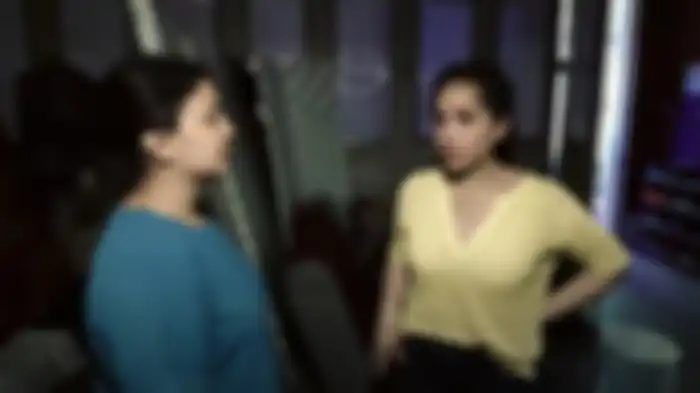 Tya Ariestya saat berkunjung ke rumah Raffi - Gigi di Andara