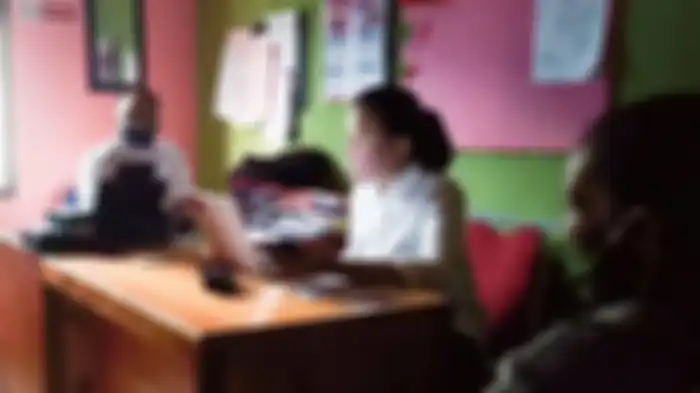 10 Tahun Nikahi Ibunya, Pria Ini Akhirnya Juga Peristri Anak Perempuannya, Ngaku Restui Dipoligami Bersama Putrinya Gegara Tak Kunjung Miliki Momongan