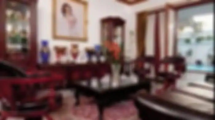 Rumah mewah kediaman Nia Daniaty