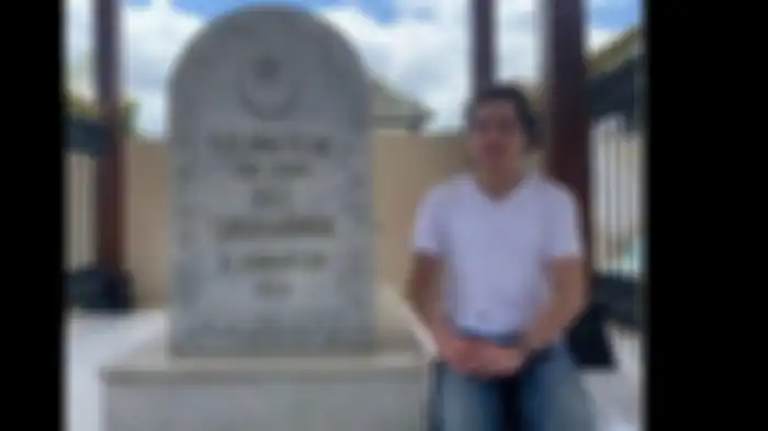 Dul Jaelani mengunjungi makam kakek buyut HOS Cokroaminoto pahlawan nasional 