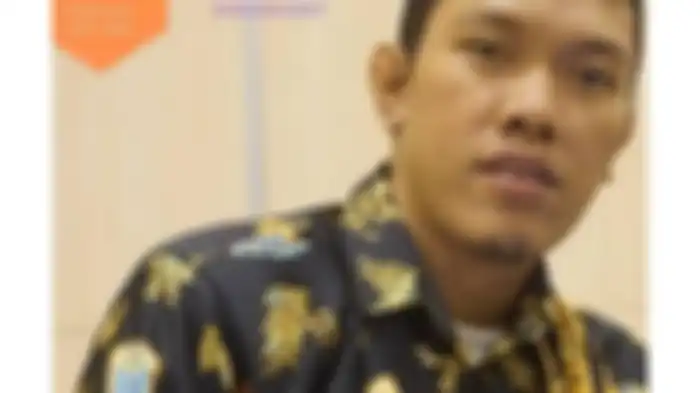Dosen Universitas Wijaya Kusuma Surabaya, Umar Sholahudin. Ia berjanji akan memberikan nilai A kepada mahasiswanya yang ikut demonstrasi atau unjuk rasa menolak UU Cipta Kerja di Surabaya pada Kamis (8/10/2020). 