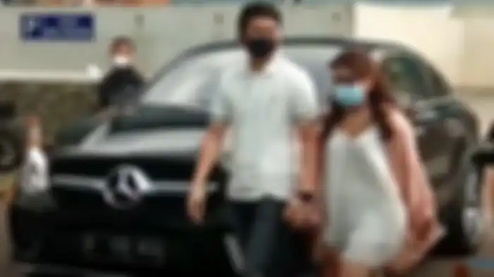 Ayu Ting Ting dan Adit Jayusman 