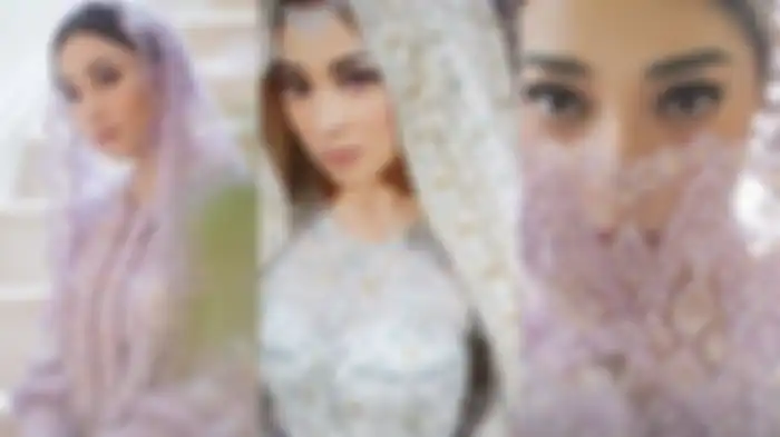 Sejumlah kostum mewah yang digunakan Nikita Willy saat pengajian dan malam bainai. 
