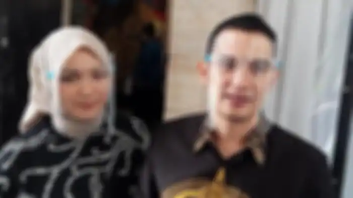 Citra Kirana dan Rezky Adhitya saat menghadiri pernikahan Nikita Willy dan Indra Priawan