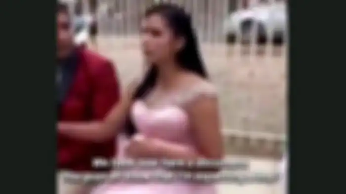 Sang istri yang sama sekali tidak menyangka suaminya akan mempermalukan dirinya di pesta syukuran kehamilannya.
