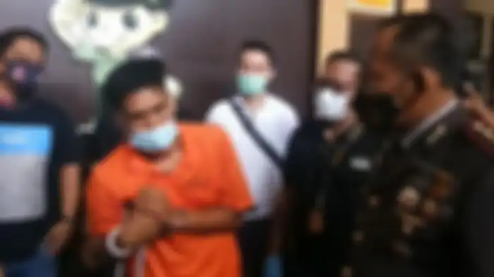 Tersangka Yanto yang tega habisi nyawa janda muda di depan anak korban 
