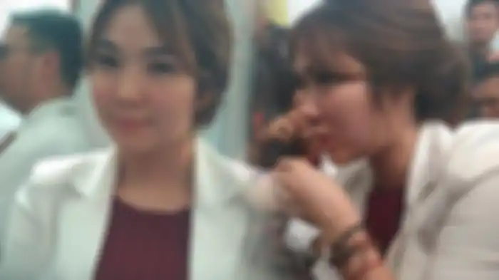 Gisella Anastasia datang sidang gugat cerai terhadap Gading Marten di Pengadilan Negeri Jakarta Selatan, Rabu (12/12/2018).