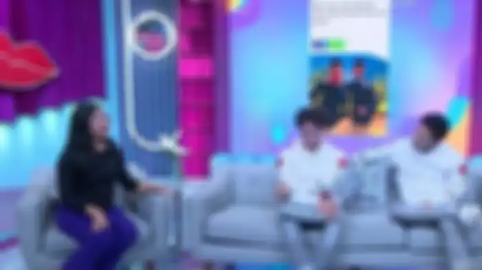 Feni Rose cecar Rizki DA soal Lesty Kejora dan Leslar di acara Rumpi