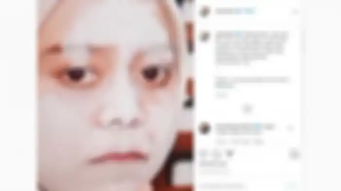 Aktor Rizky Billar mengunggah foto seorang wanita dengan wajah putih penuh bedak yang ternyata adalah Lesti Kejora, Senin (7/12/2020). 