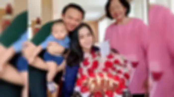 Kebersamaan Puput bersama ibu mertuanya.