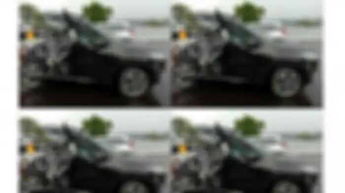 Kondisi Honda HR-V yang ditumpangi Chacha Sherly dan rekannya ringsek parah