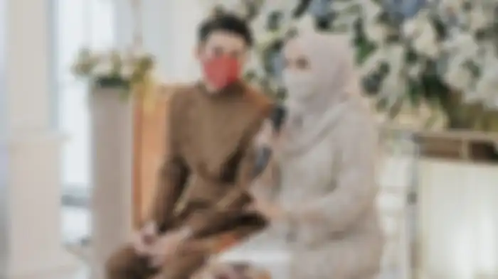 Zaskia Sungkar dan Irwansyah di acara tujuh bulanan, Jakarta Selatan, Minggu (17/1/2021) 