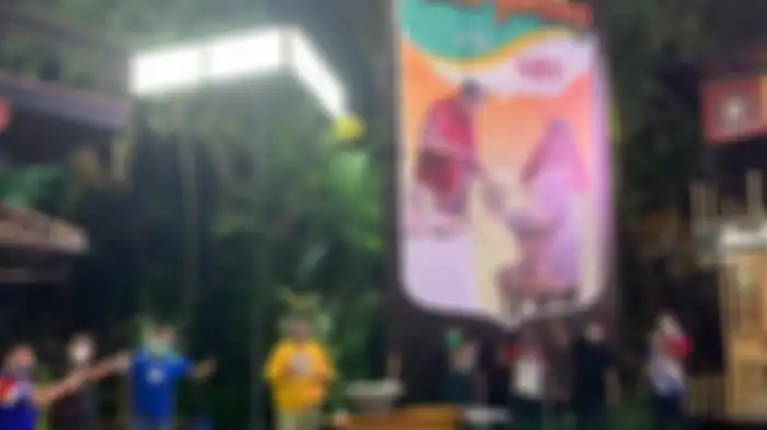 SBY membuat usaha kuliner bernama Nasi Goreng ala SBY